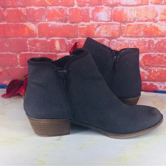 Kensie Gerona Gray Perforated Suede Ankle Boots - Picture 4 of 10